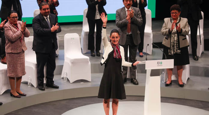 Donne al potere che non aiutano. La Presidenta messicana Claudia Sheinbaum.